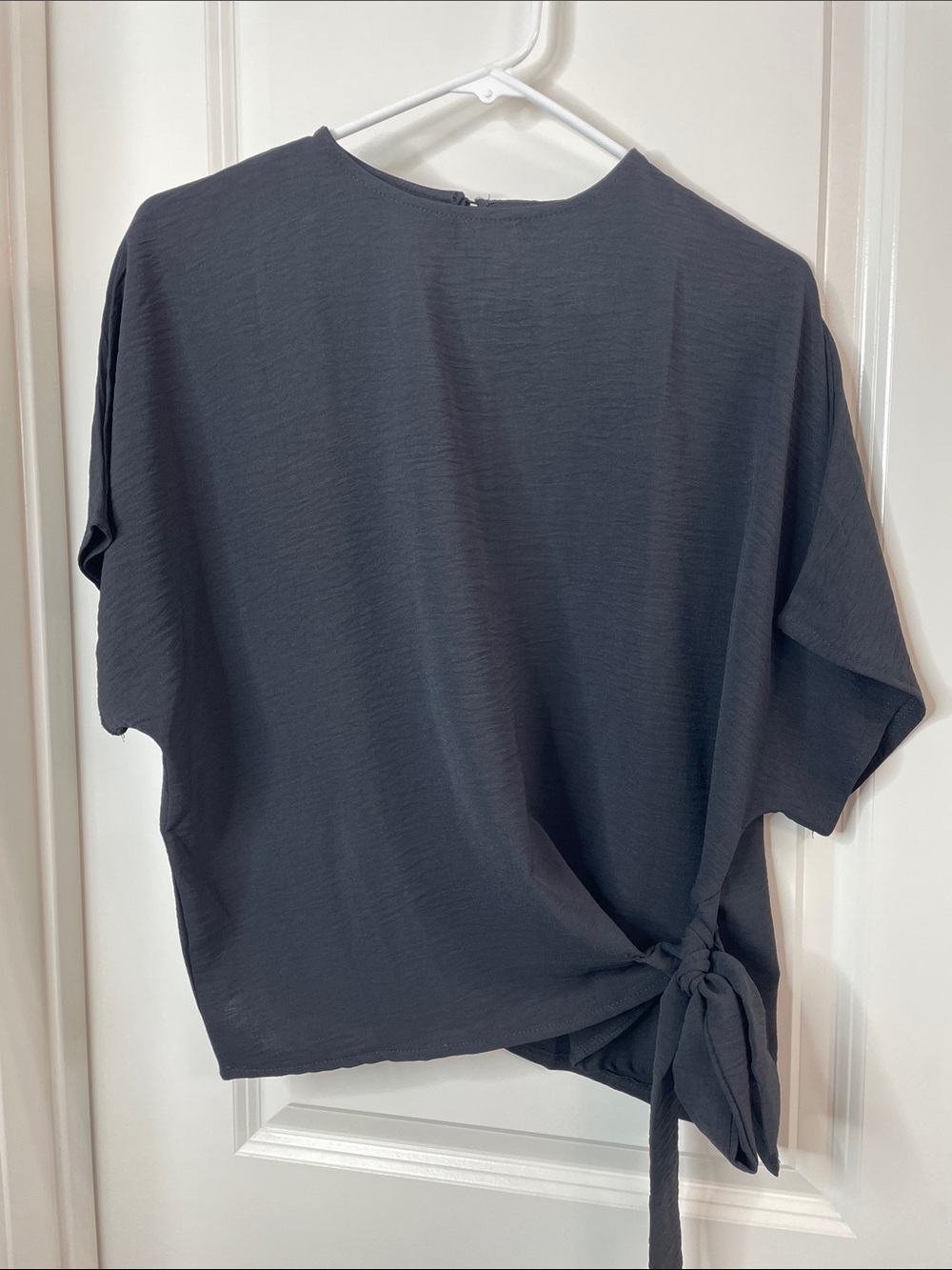 SHEIN Black Short Sleeve Side-Tie Blouse